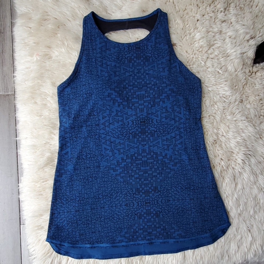 Lucy Geometric Push Up Open Back Athletic Tank Top